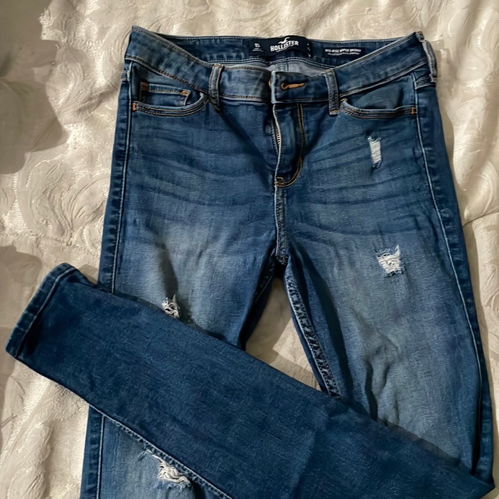 Ripped jeans